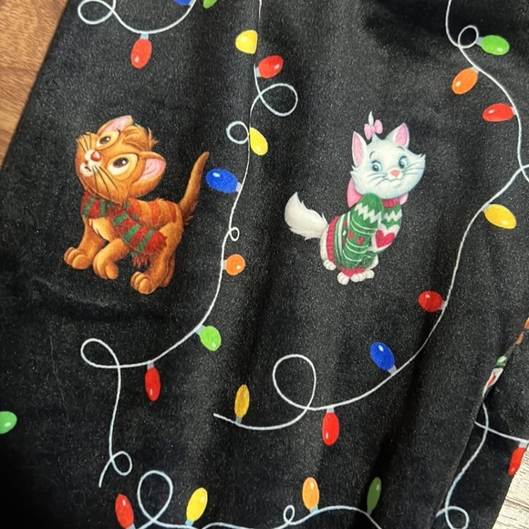 Disney Christmas cat Pajamas pants Park Exclusive - Picture 2 of 4